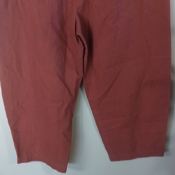 Universal Thread Rust-Tone Cropped Straight Leg Jeans - Picture 10 of 11